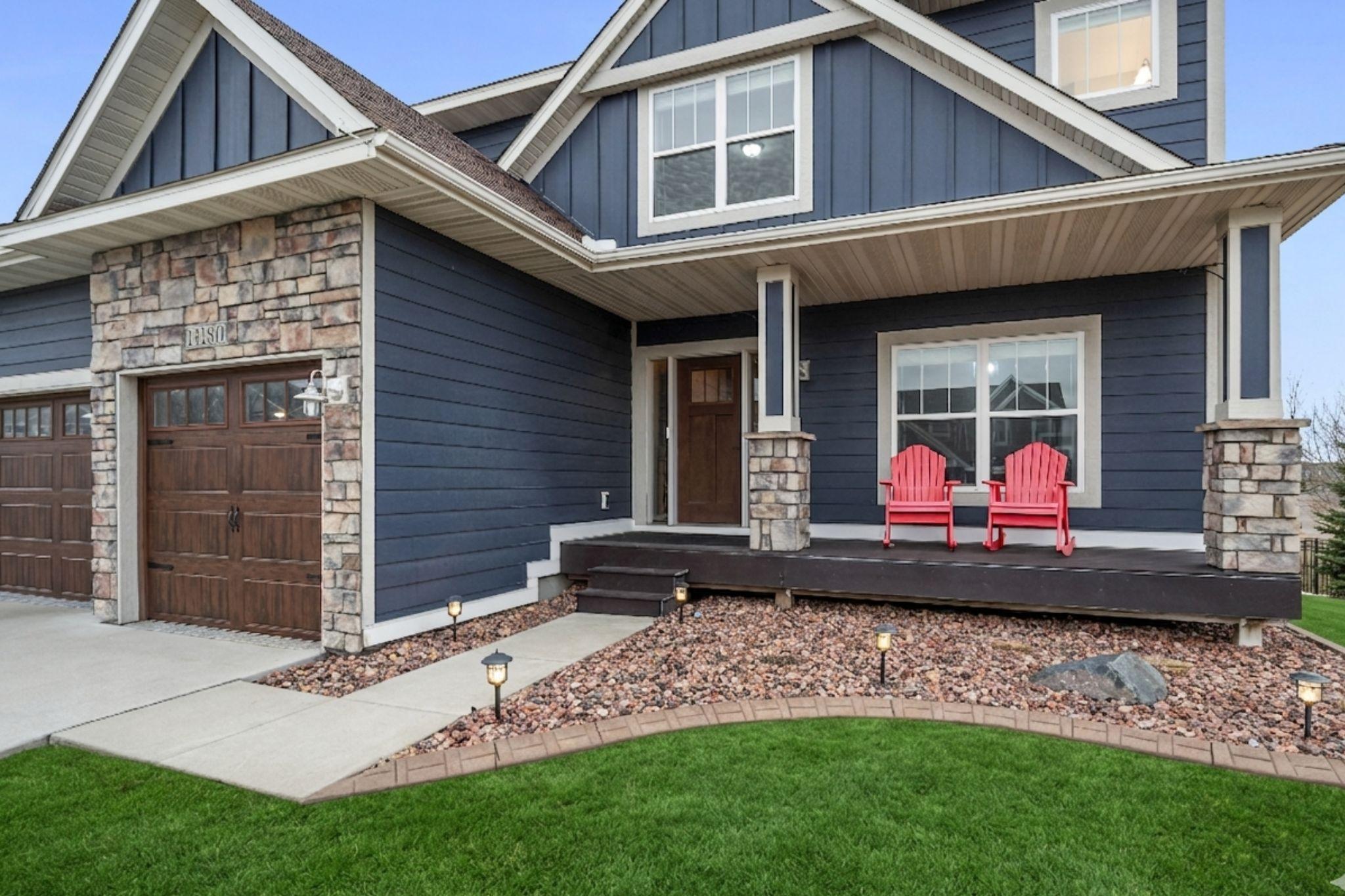 Brand new Best In-Class James Hardie Siding and Class IV Roof
