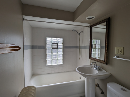 215 W Arrowhead Road, Duluth, MN 55803