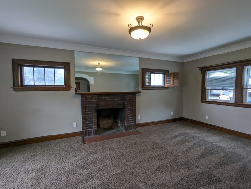 215 W Arrowhead Road, Duluth, MN 55803