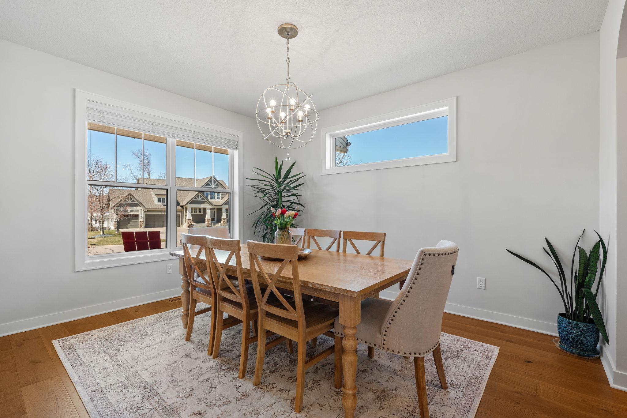 16-web-or-mls-1640 Dutch Lake Dr-19.jpg