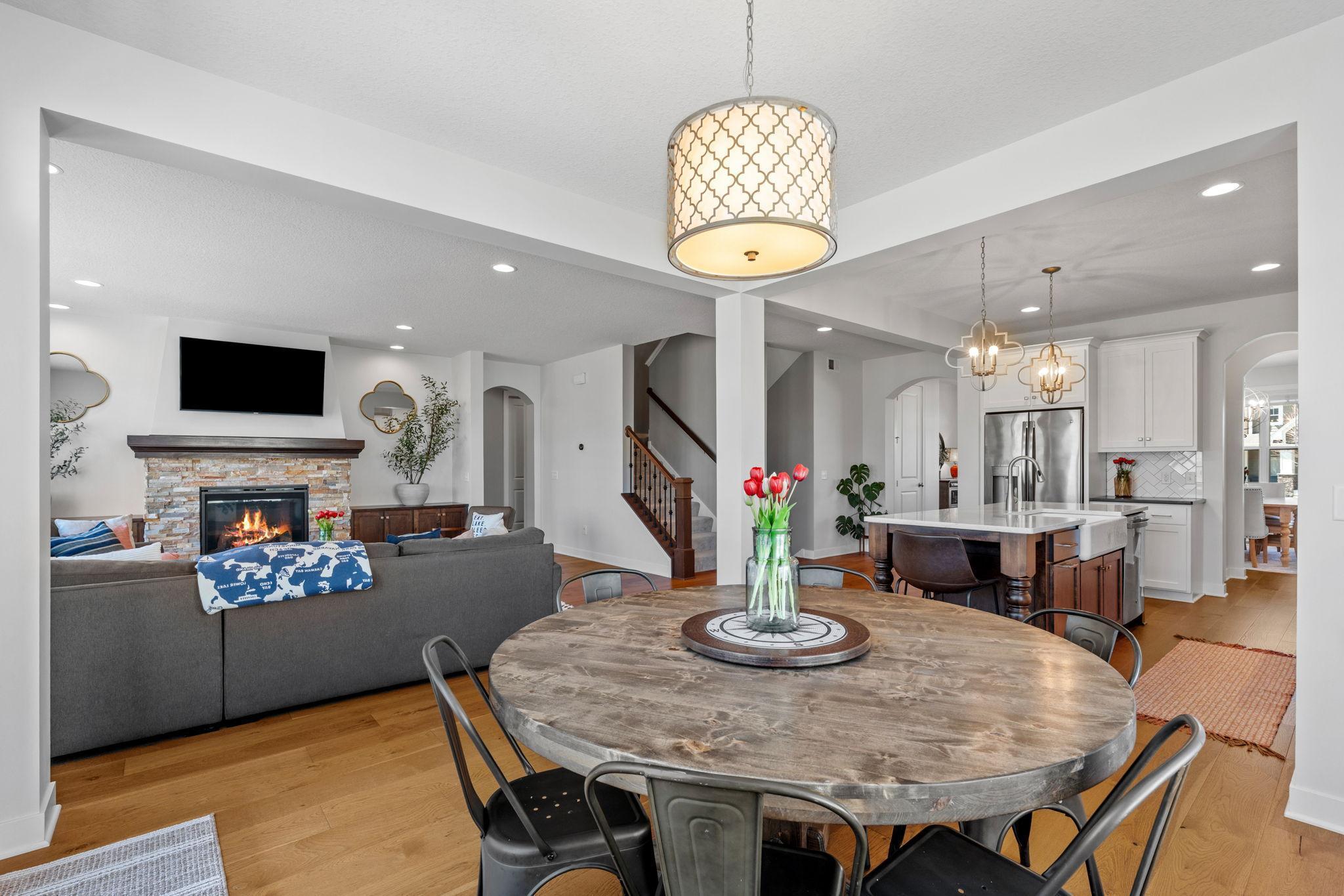 24-web-or-mls-1640 Dutch Lake Dr-27.jpg