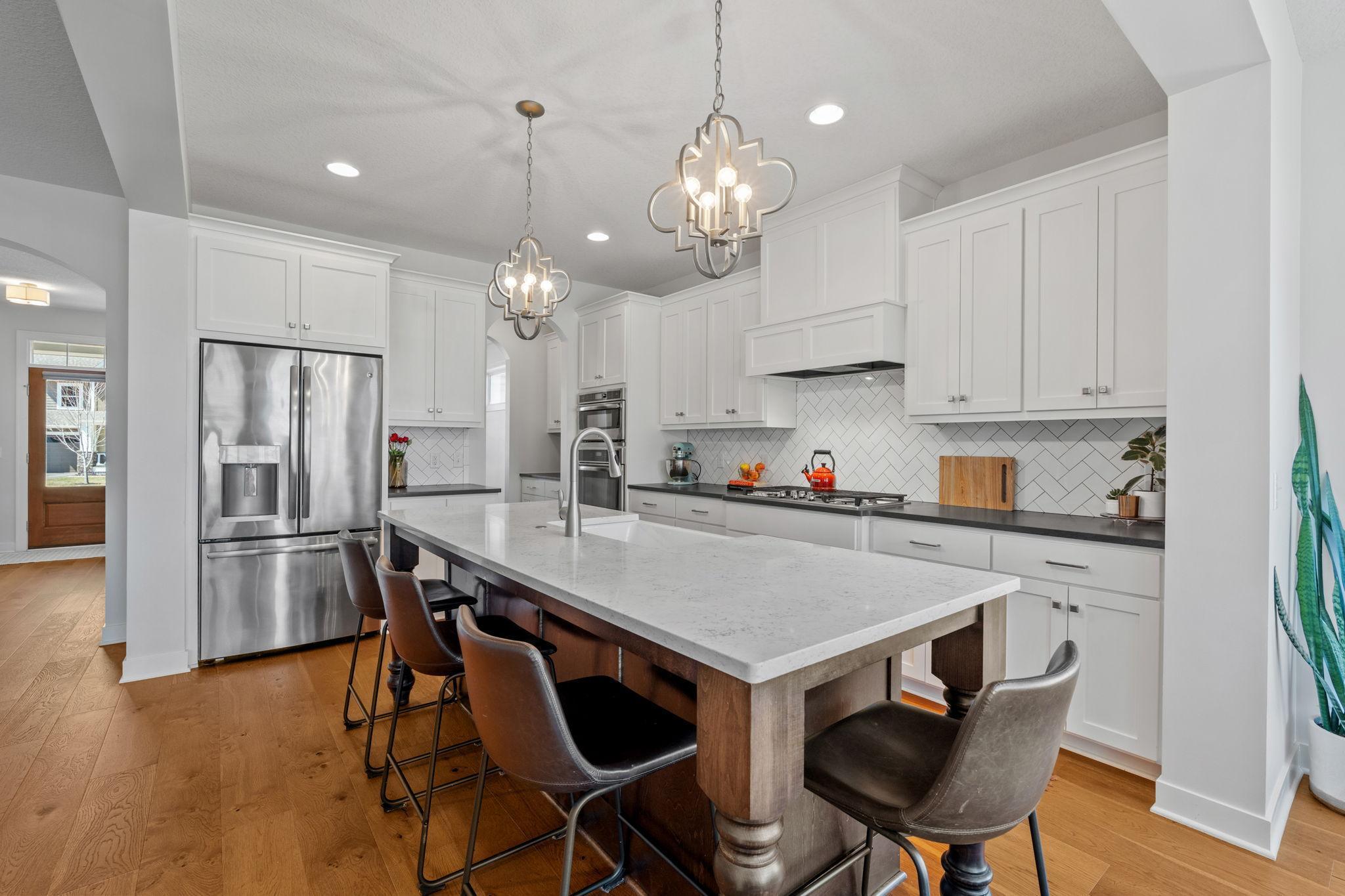 25-web-or-mls-1640 Dutch Lake Dr-28.jpg