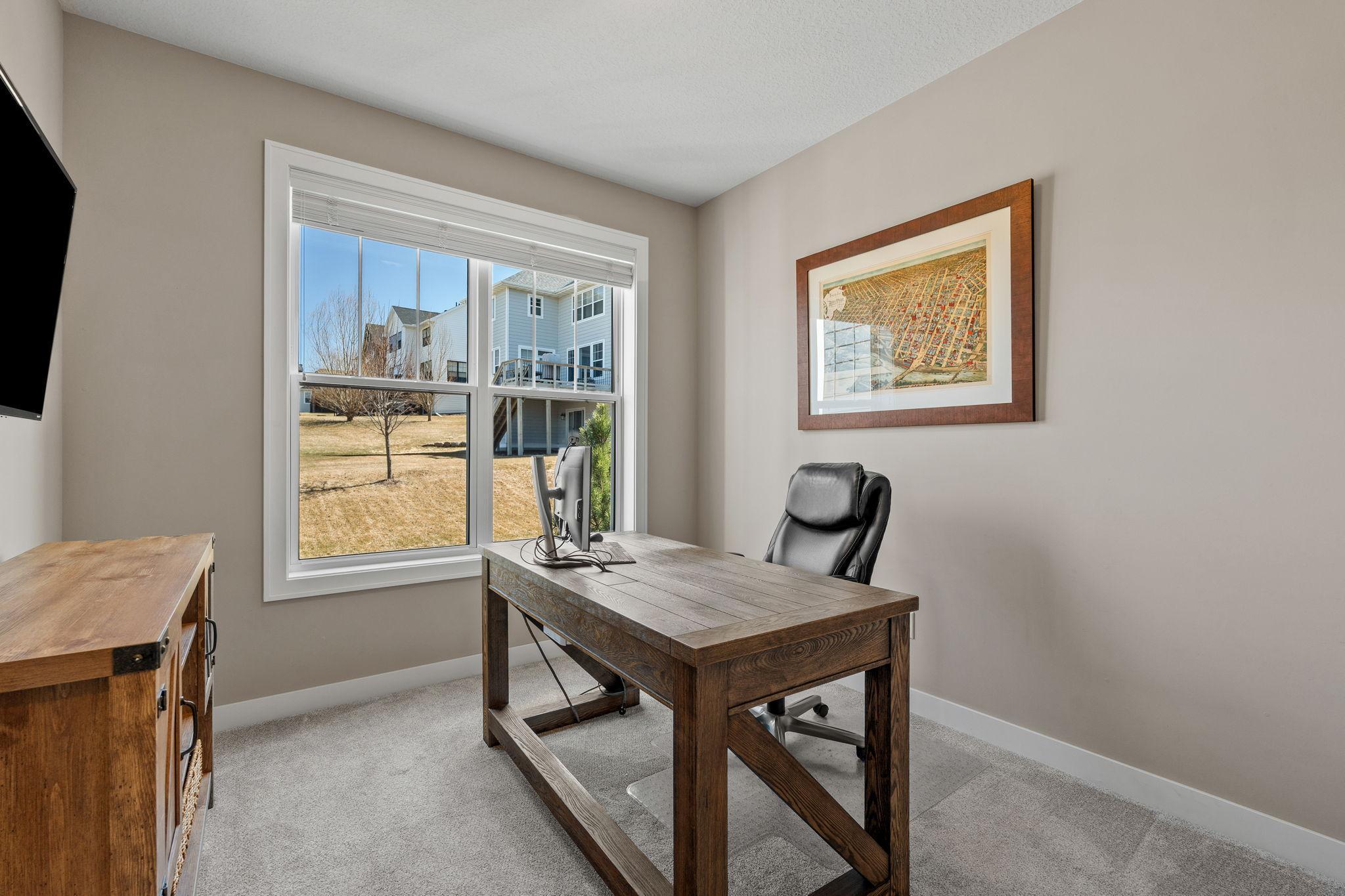 32-web-or-mls-1640 Dutch Lake Dr-36.jpg