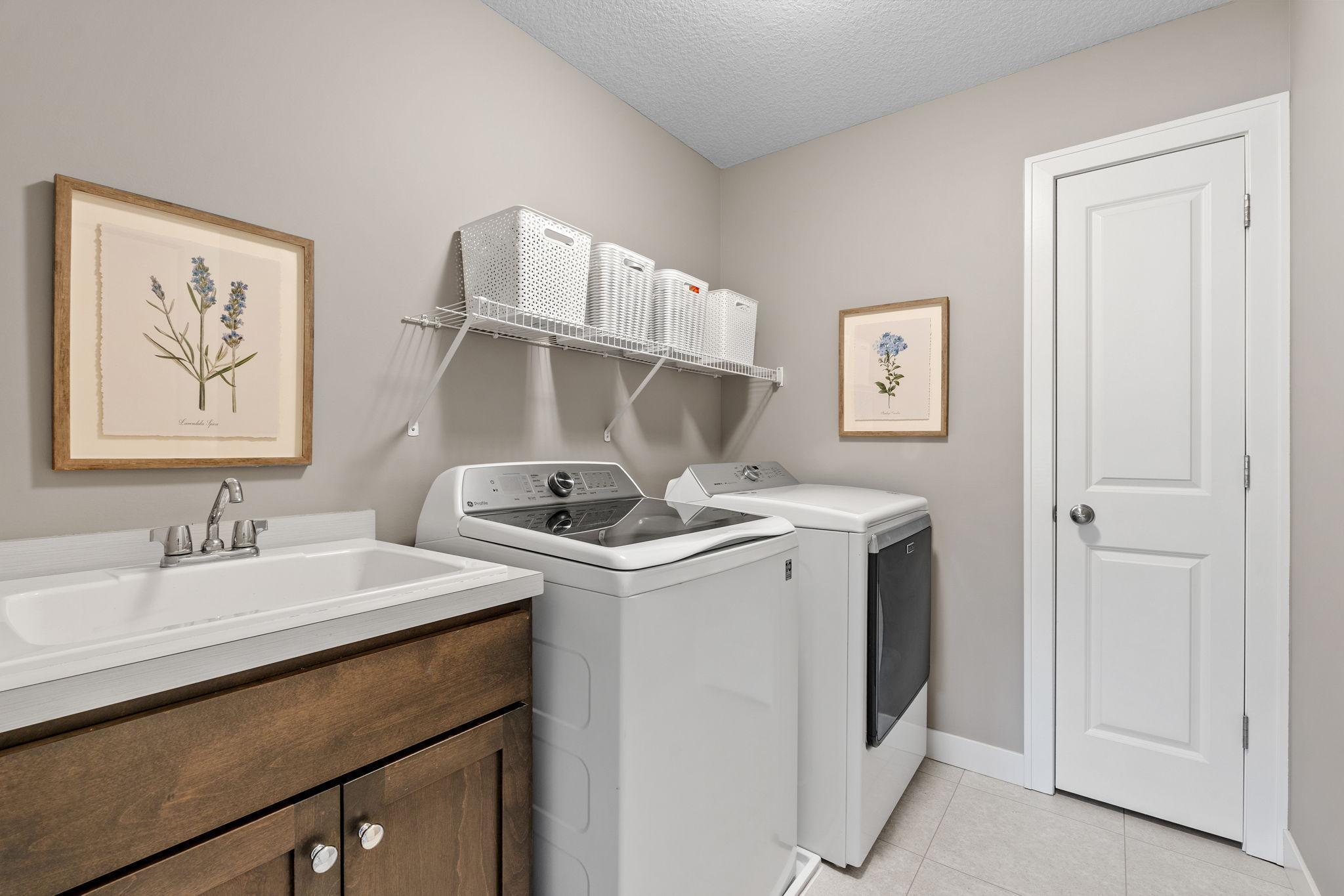 43-web-or-mls-1640 Dutch Lake Dr-47.jpg