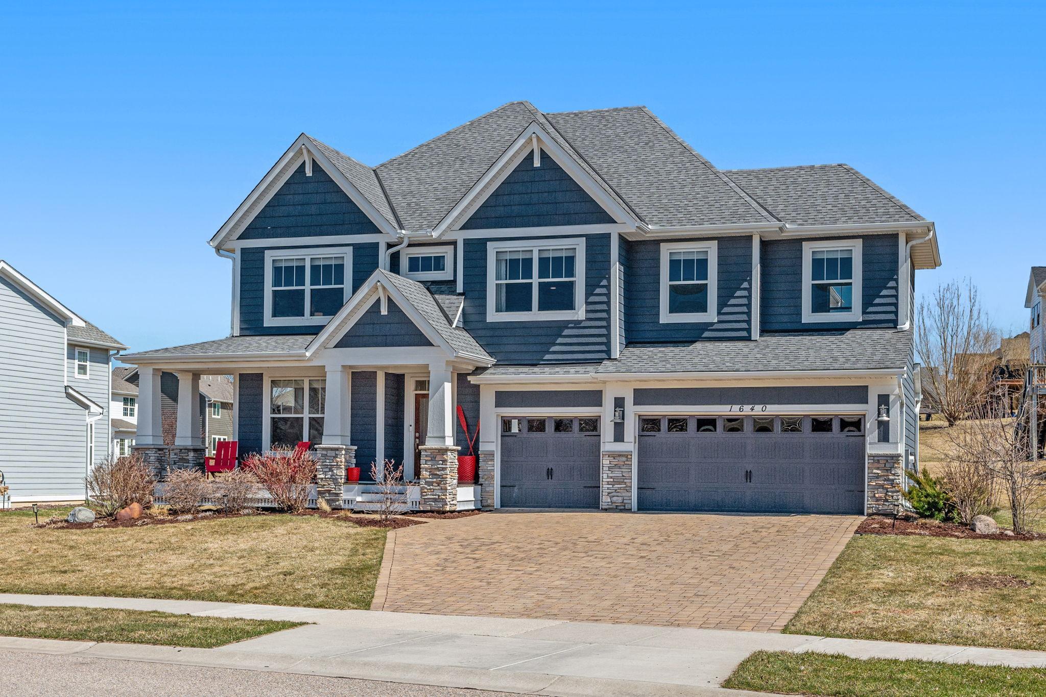 75-web-or-mls-1640 Dutch Lake Dr-2.jpg