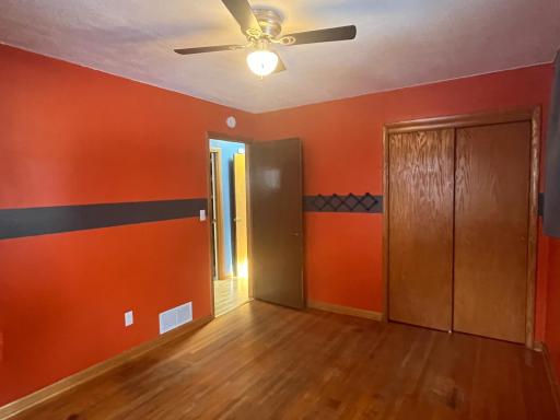 Hardwood Floors & Fans in BRs