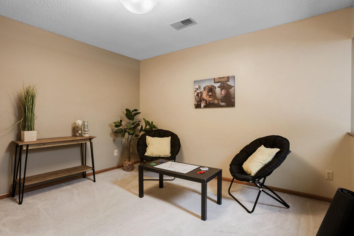 13244 Aberdeen St NE - Web Quality - 015 - 15 Family Room.jpg