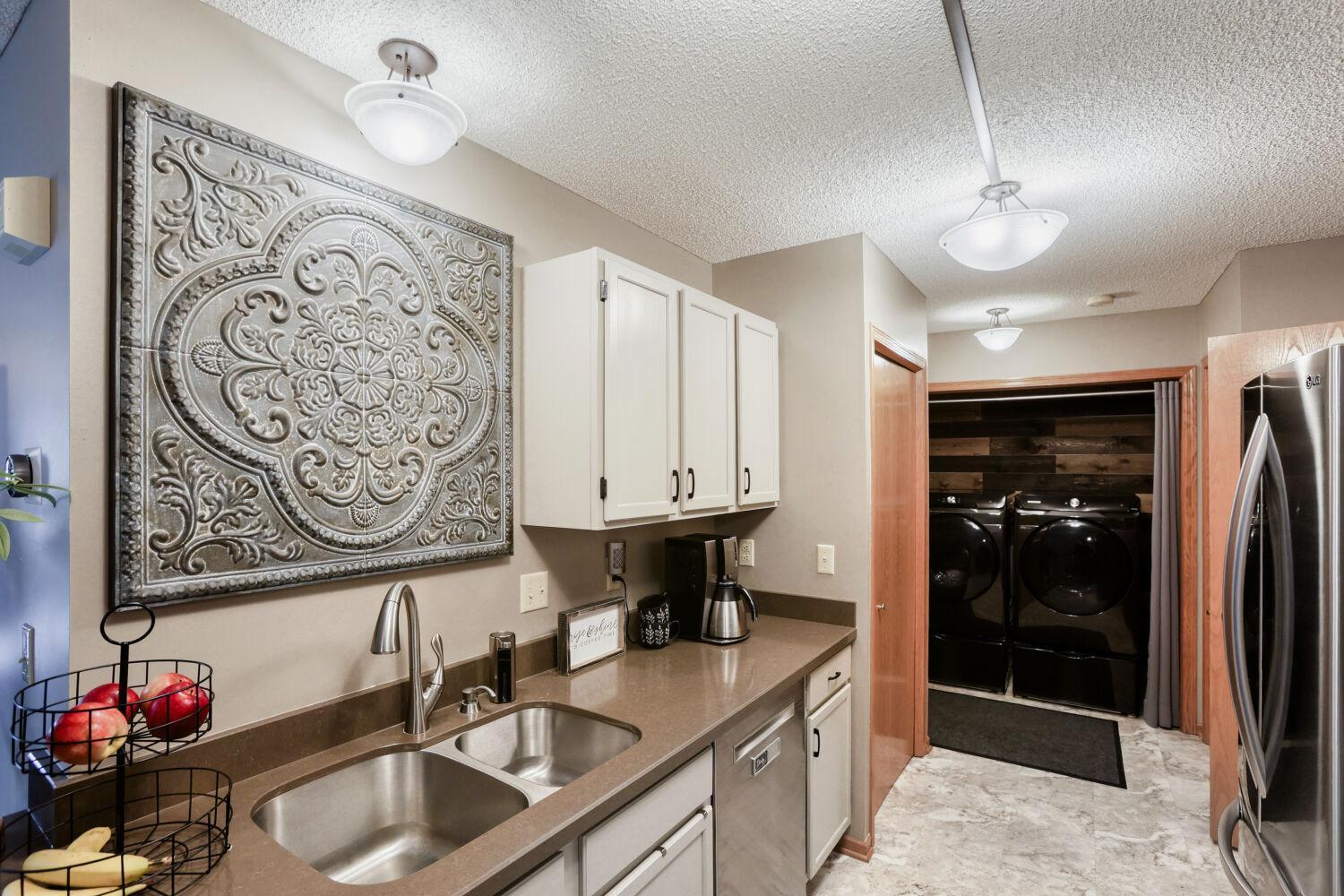 13244 Aberdeen St NE - Web Quality - 009 - 09 Kitchen.jpg