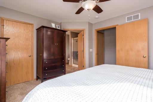 18-web-or-mls-1116-10th-st.jpg