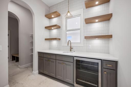 10226 Peony Lane N, Maple Grove, MN 55311
