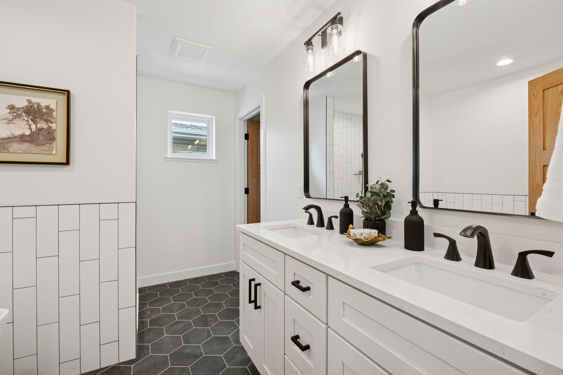 MODEL HOME IMAGE - Specific finishes are available to customize