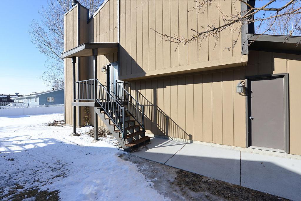 Maintenance Free Front Step