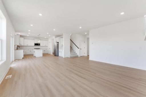 (Photo of an inventory home, actual homes finishes will vary) Make the best first impression with this bright and open foyer!