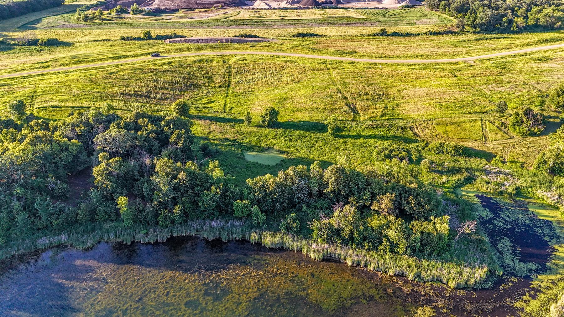 Round Lake-1.jpg