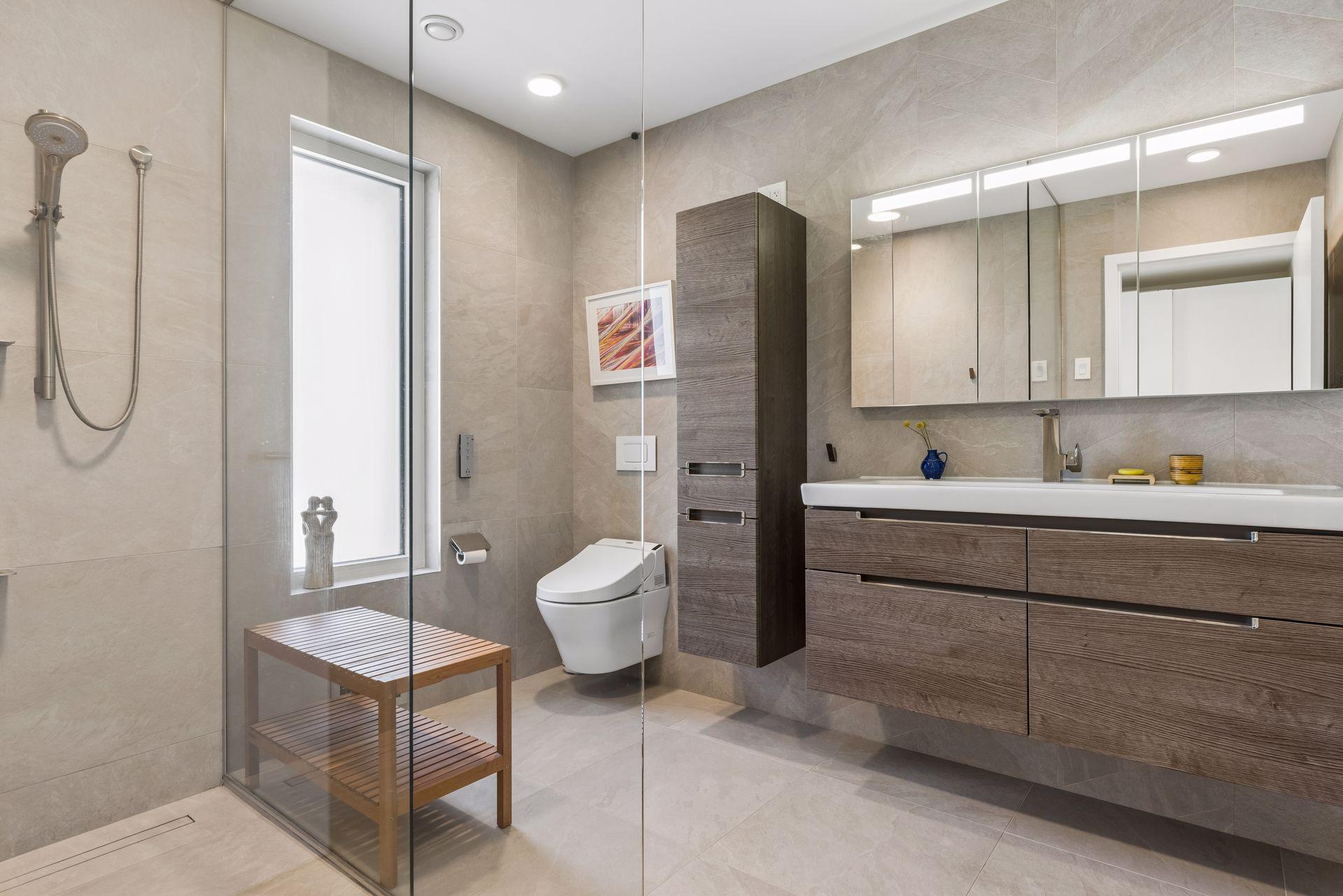 Primary bath