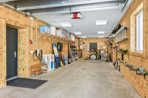 2.5 Stall garage fully insulated with heat and AC