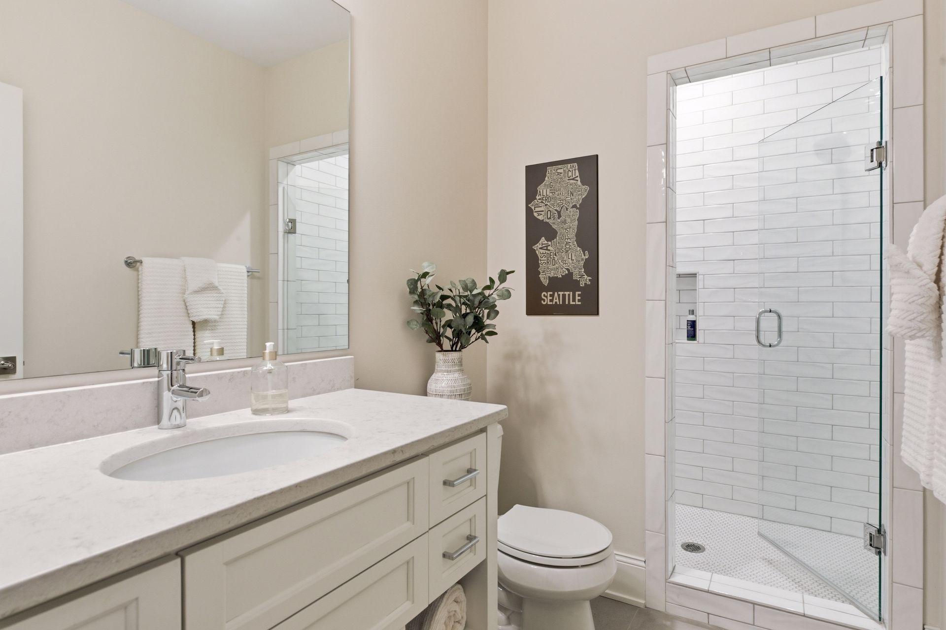 1774 Girard Avenue South - Spacecrafting - 0060.jpg