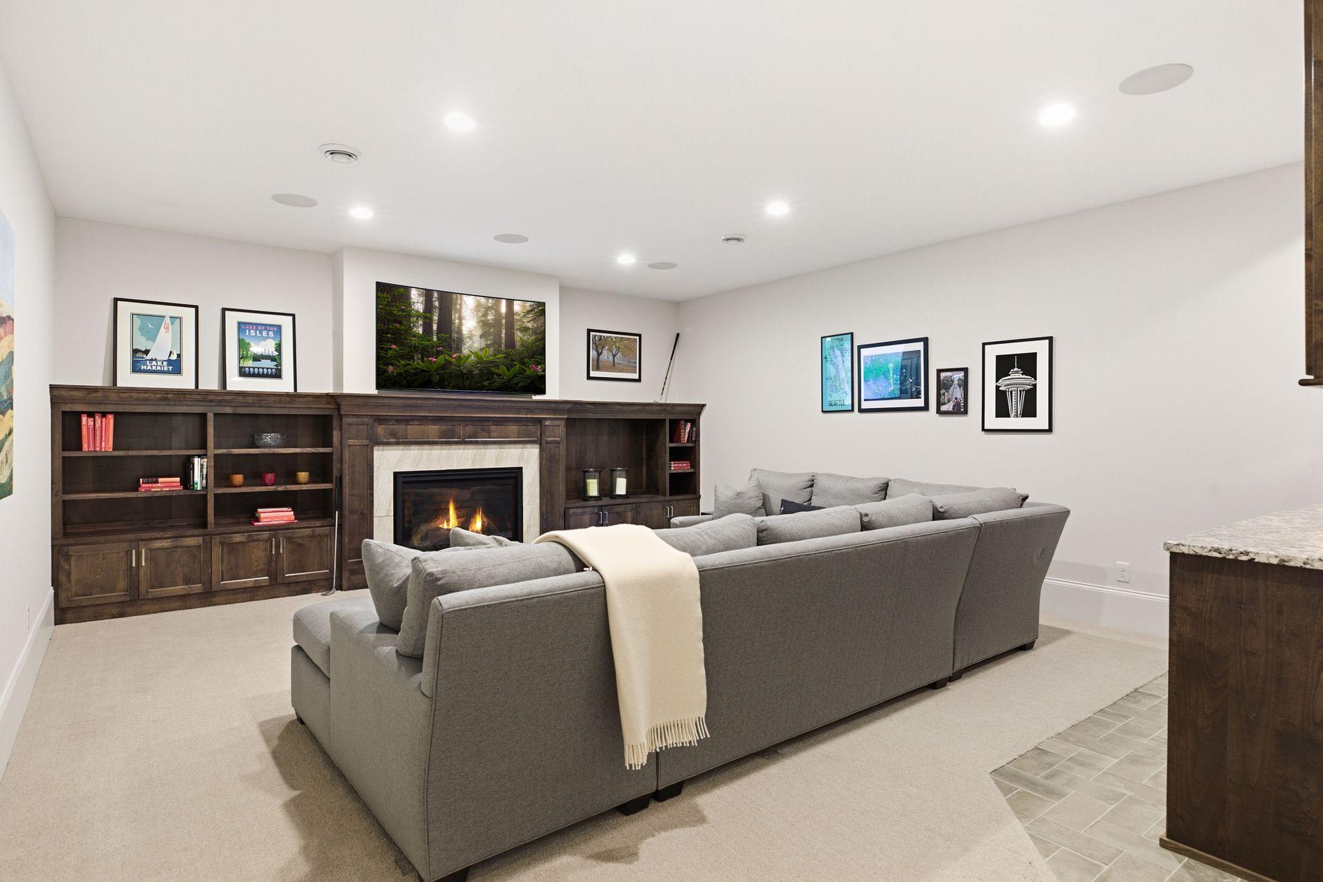 1774 Girard Avenue South - Spacecrafting - 0052.jpg