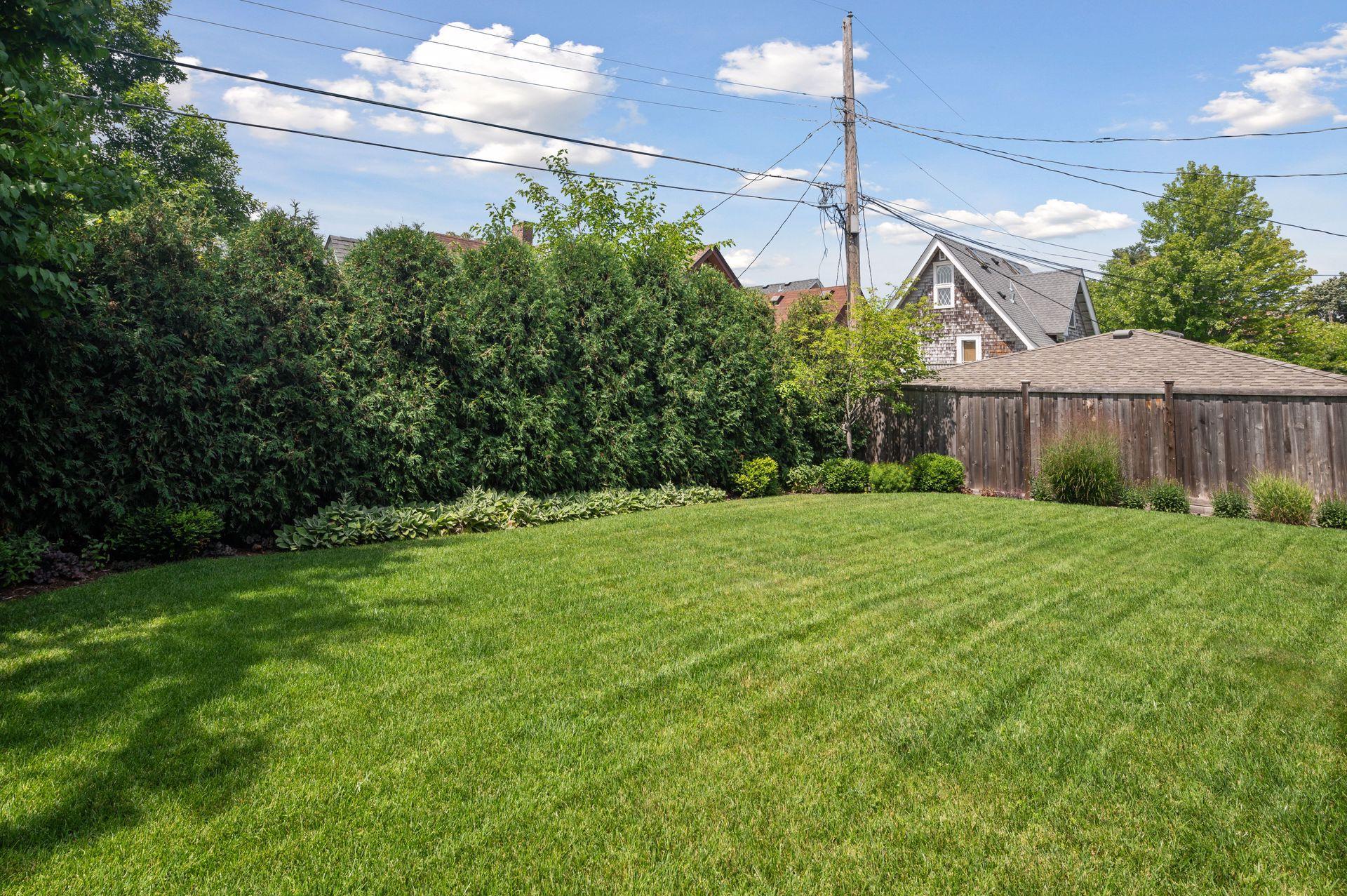 1774 Girard Avenue South - Spacecrafting - 0018.jpg