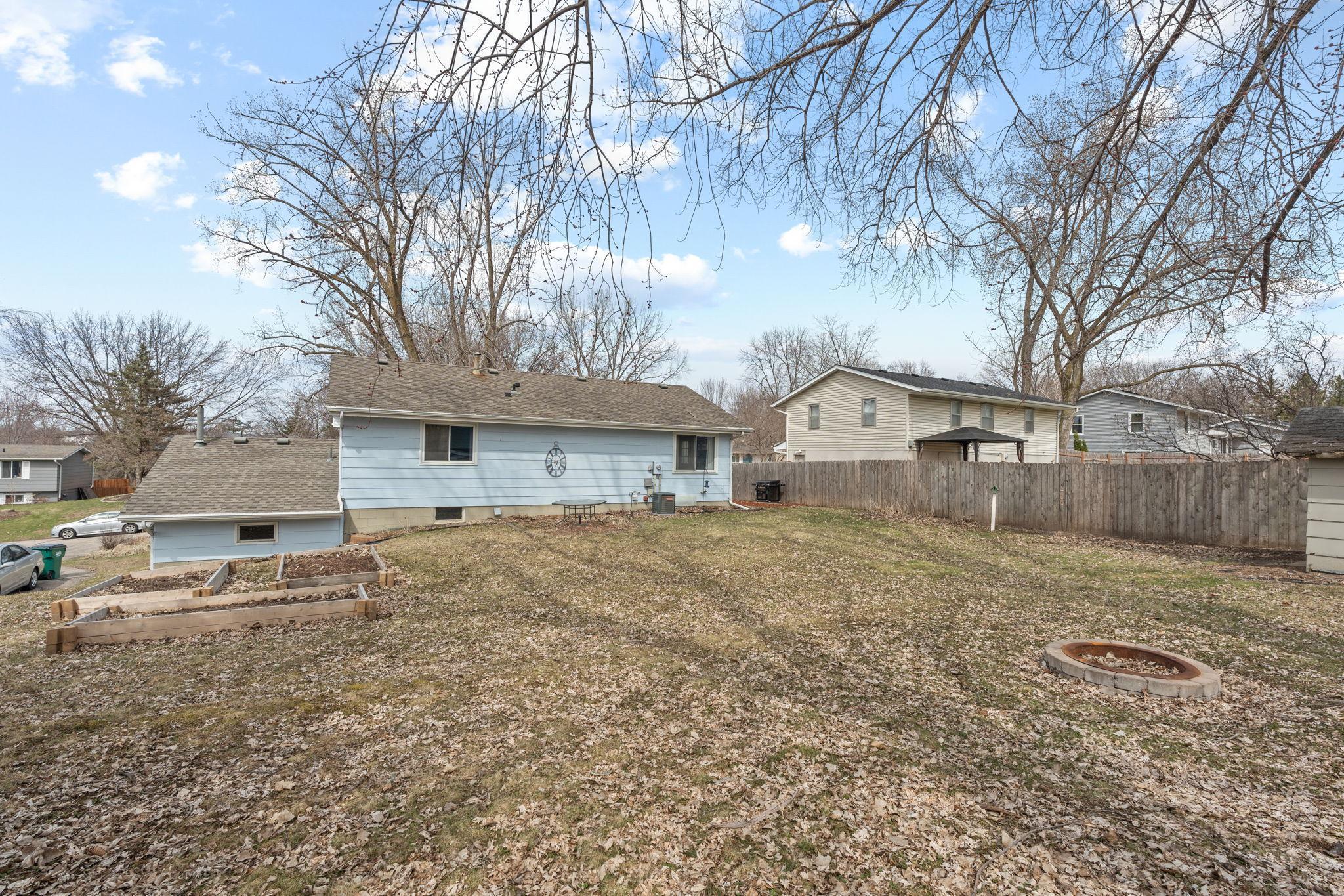 Huge backyard ready for your needs!