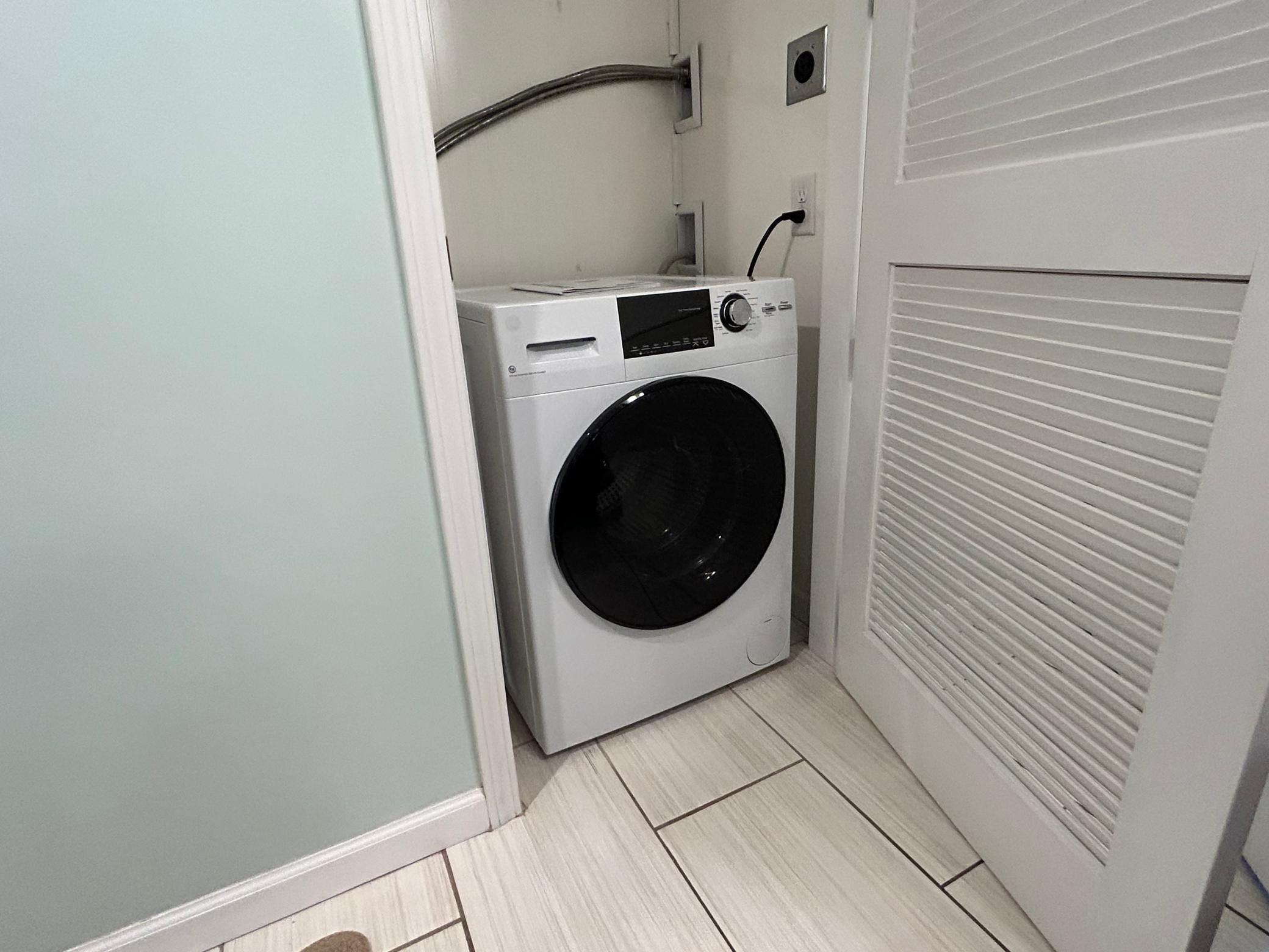 Washer:Dryer Combo.jpg