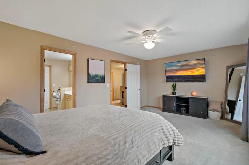 1944 Commonwealth Boulevard, 4, Chanhassen, MN 55317