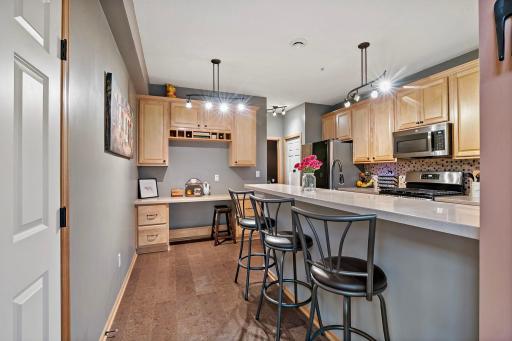 1944 Commonwealth Boulevard, 4, Chanhassen, MN 55317