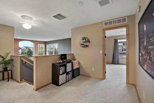 1944 Commonwealth Boulevard, 4, Chanhassen, MN 55317