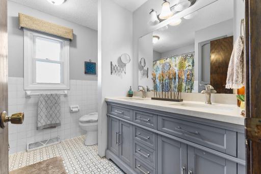 13641 Heather Street NW, Andover, MN 55304
