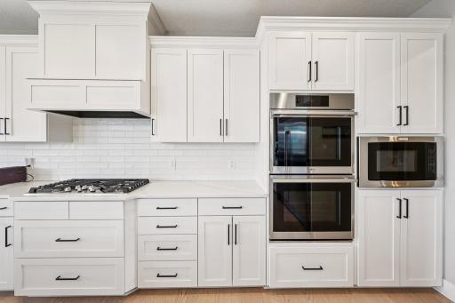 19990 Fairlawn Ave Prior Lake 17.jpg