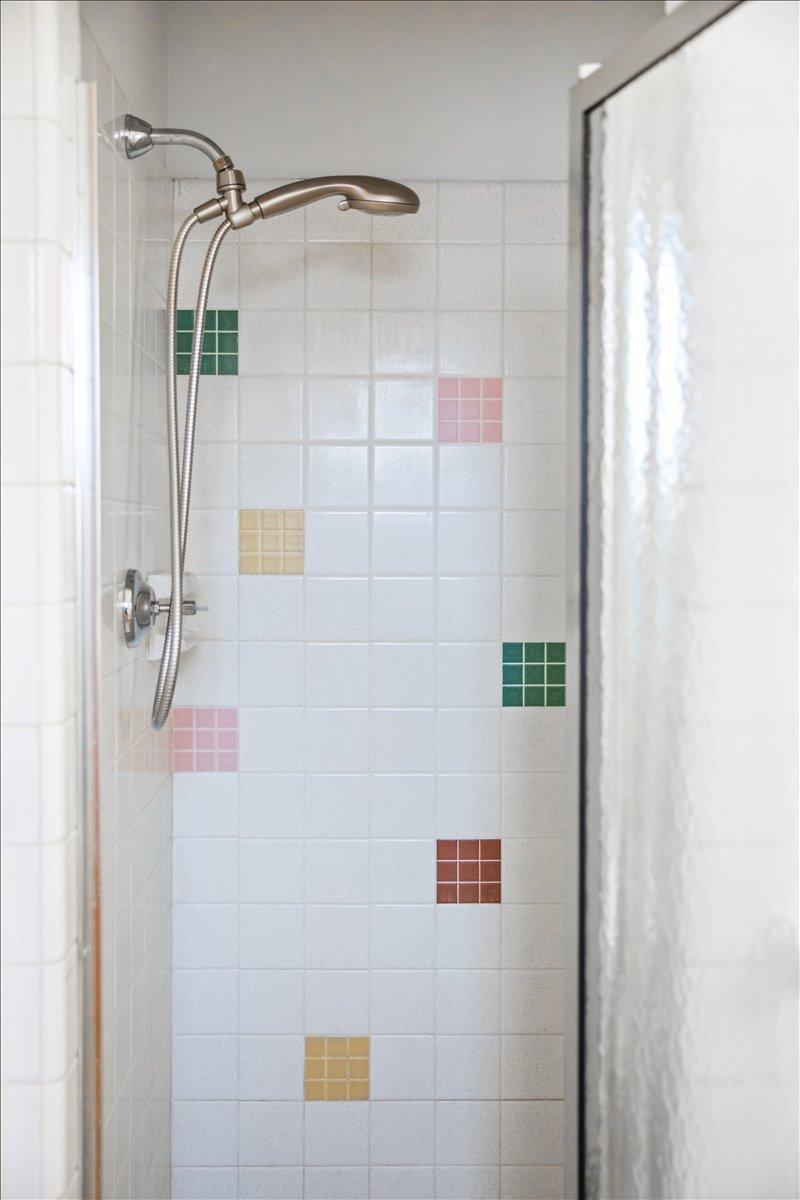 26-3330 Decatur Ln-0026.jpg