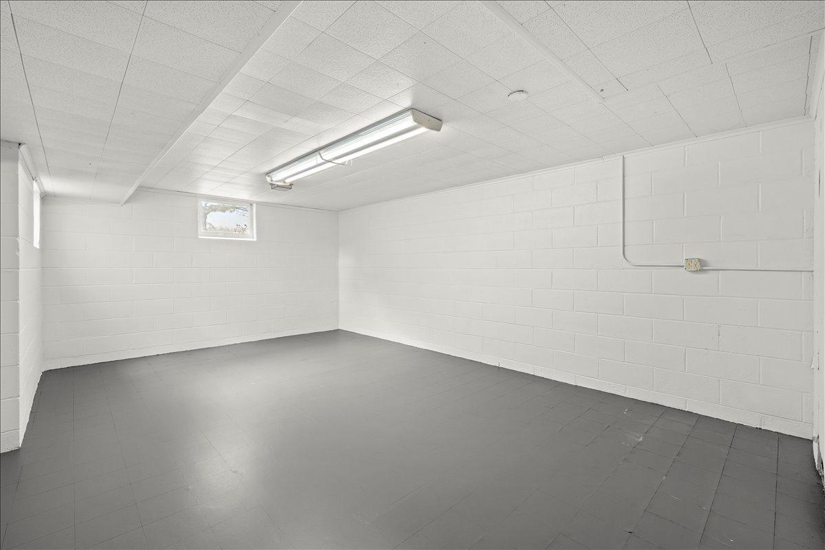 46-3330 Decatur Ln-0047.jpg