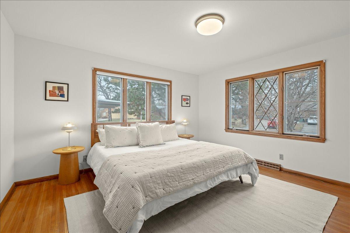 23-3330 Decatur Ln-0023.jpg