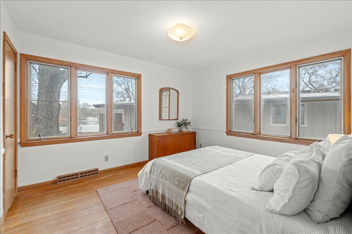 20-3330 Decatur Ln-0020.jpg