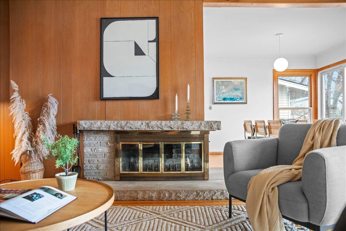 09-3330 Decatur Ln-0009.jpg