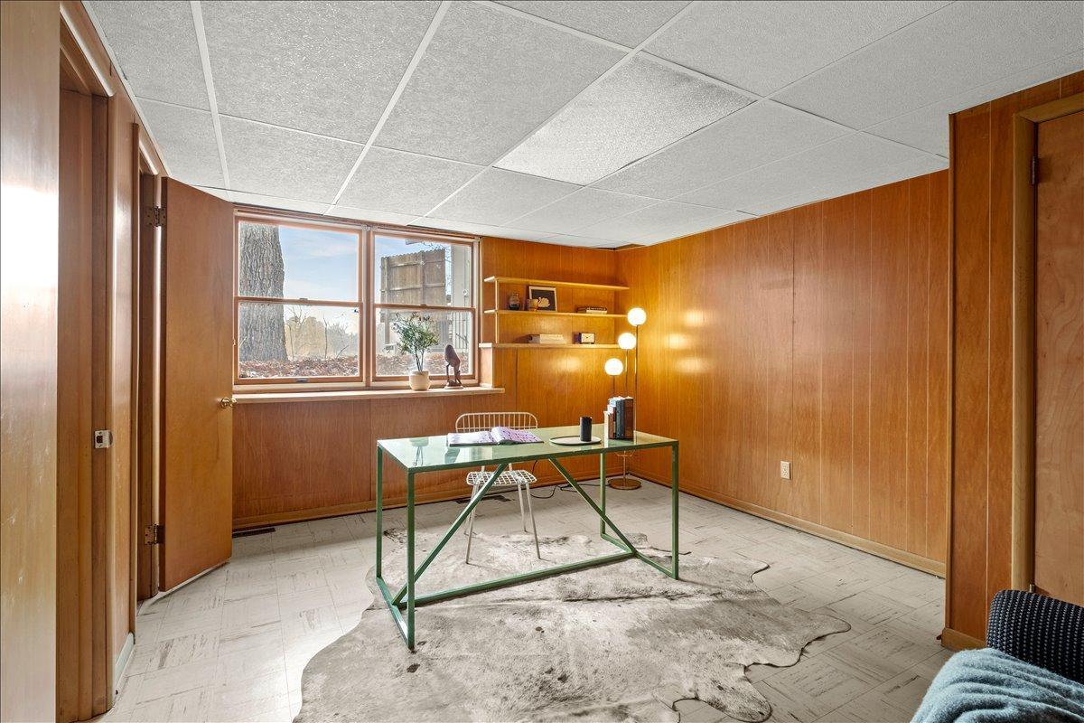 40-3330 Decatur Ln-0041.jpg