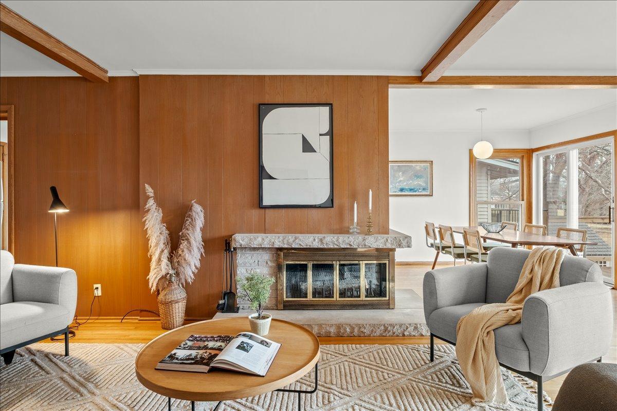 08-3330 Decatur Ln-0008.jpg