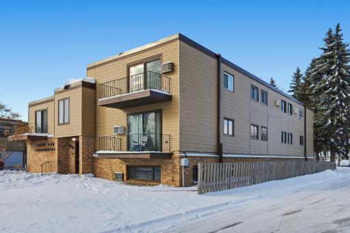 1219 7th Street S, 1, Moorhead, MN 56560