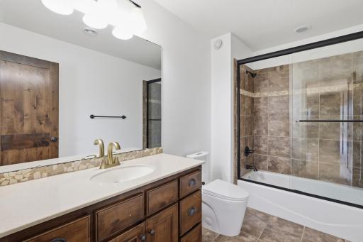 Newly painted lower-level full bath