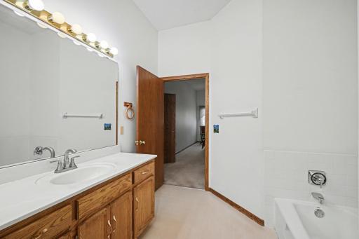 4125 Arbor Lane, Saint Paul, MN 55122