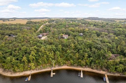 St Croix River Front with Private Lift down the bluffs