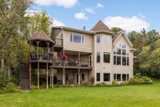 Move-In Ready Home in River Falls WI | Incredible Value on 1280th Street