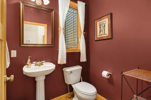 main level powder rooms