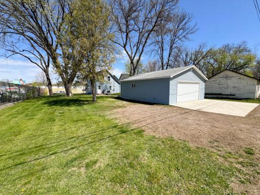 514 E Hampden Avenue, Fergus Falls, MN 56537