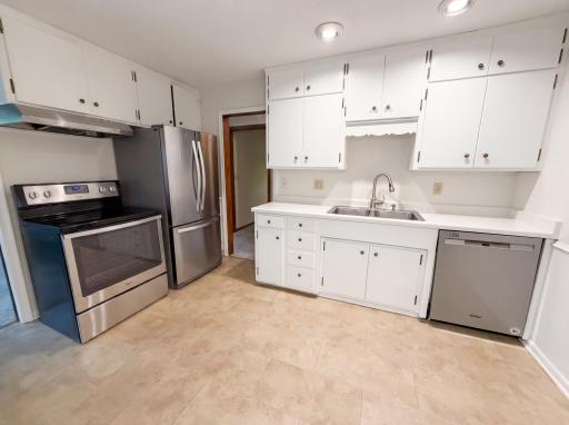 973 Bidwell Street, Saint Paul, MN 55118