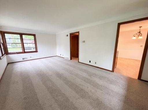 973 Bidwell Street, Saint Paul, MN 55118