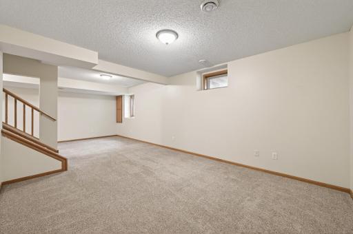 8635 Tessman Circle N, Brooklyn Park, MN 55445