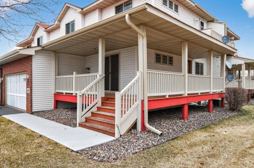 8635 Tessman Circle N, Brooklyn Park, MN 55445