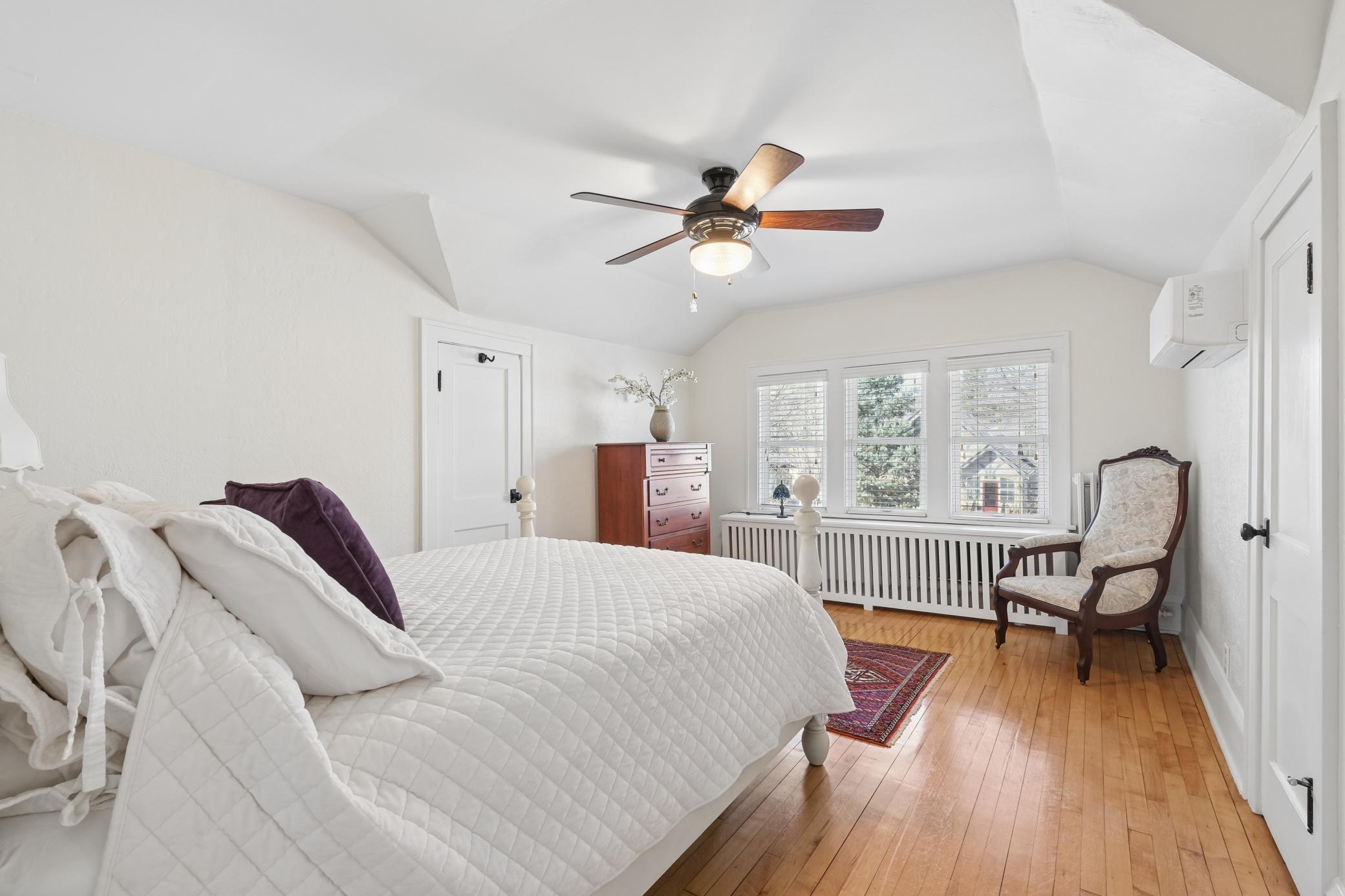 Bedroom 2 Upper level bedroom faces the front of the home. Generous room size.
