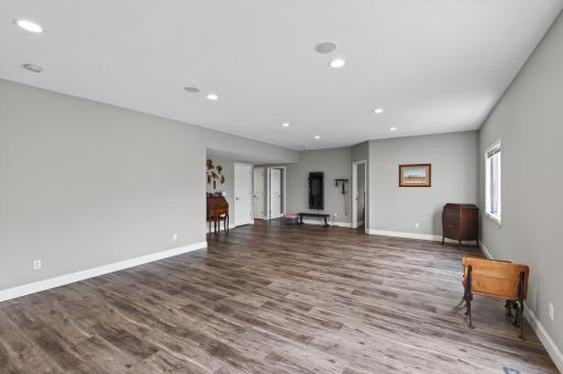 17141 Jackson Trail, Lakeville, MN 55044